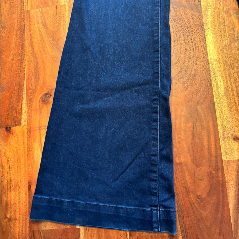 Free People We The Free "Dallas Flare" Jeans - Size 28 - Picture 3 of 8